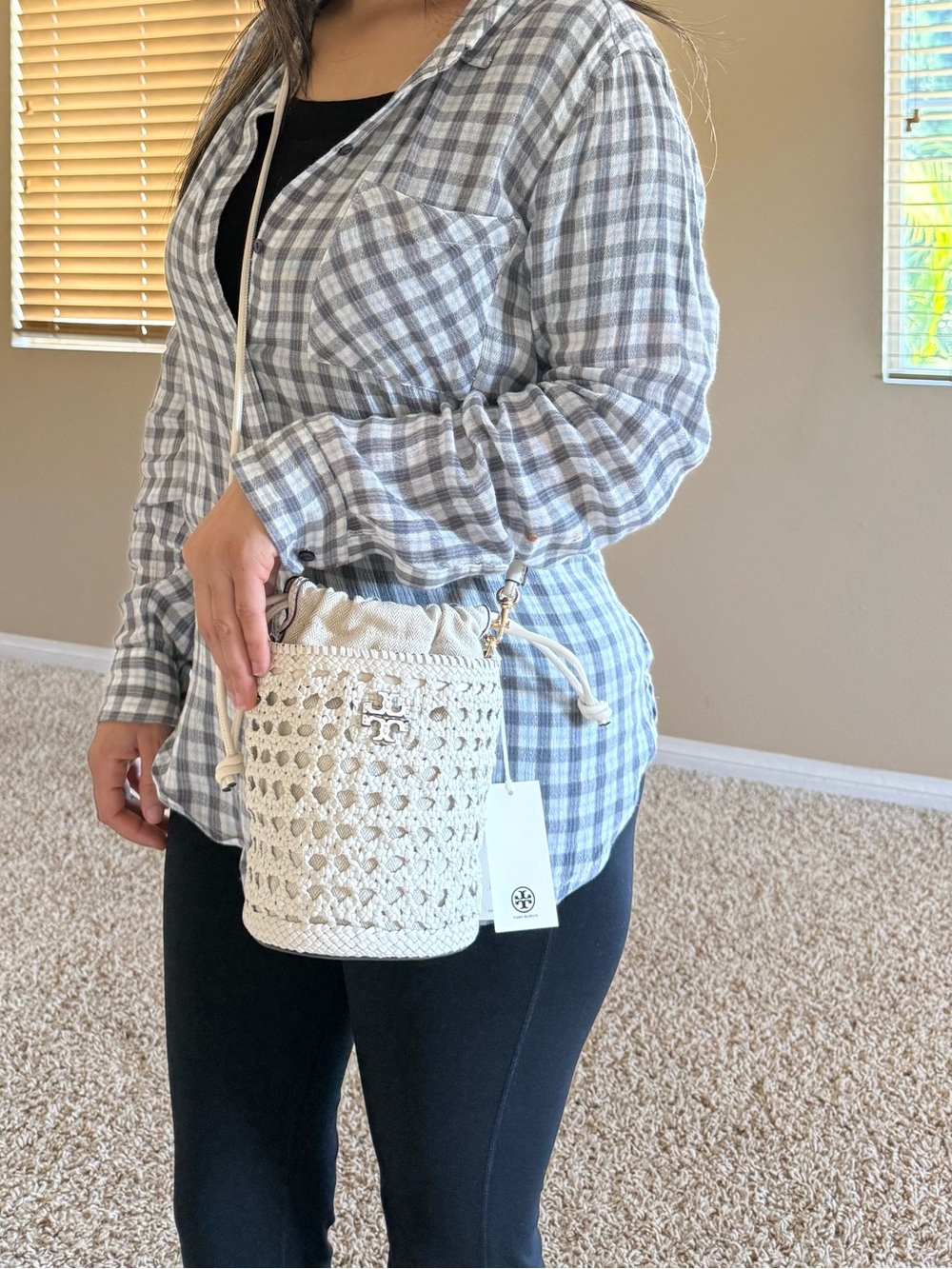 NWT tory burch woven bucket crossbody bag new ivory $450 - Picture 11 of 14